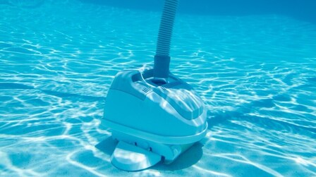 vacuum for inflatable pool