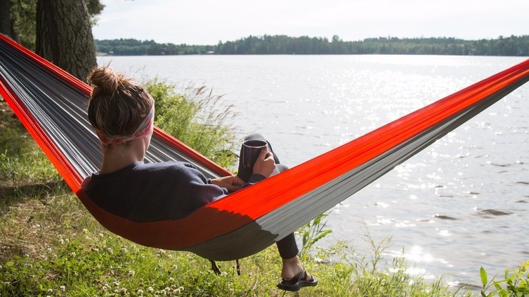 Top 6 Most Comfortable Hammocks [Aug 2022] Reviews & Guide