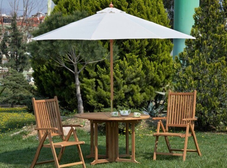 what-is-the-best-way-to-protect-outdoor-wood-furniture